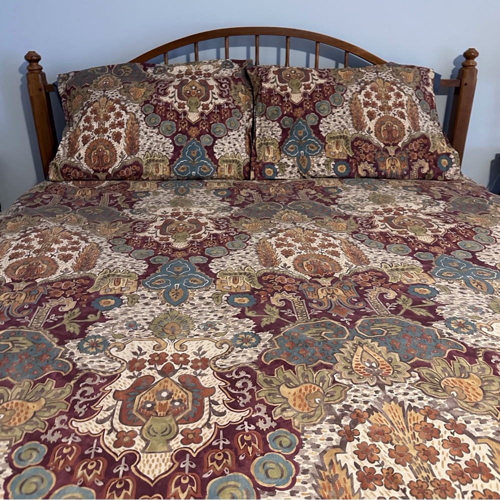 Pottery Barn “Angelina” Reversible Ikat King Duvet Cover Set & 2 Standard Shams